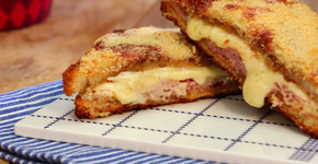 Vá além do misto-quente: aprenda a fazer Croque Monsieur