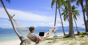 Cinco destinos brasileiros para trabalhar remotamente e relaxar