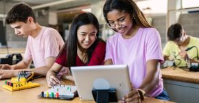 5 aprendizados valiosos que a robótica oferece aos jovens