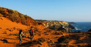 Rota Vicentina revela diferentes paisagens do Alentejo