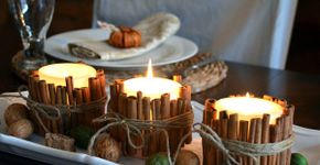 Como decorar velas usando canela em pau