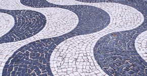 Escolas sem salas, turmas e divisão de séries no Rio de Janeiro