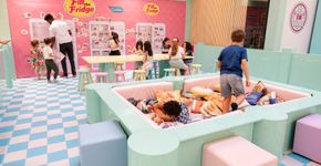 MorumbiShopping leva o universo de Mini Brands para uma experiência em tamanho real no Dia das Crianças 