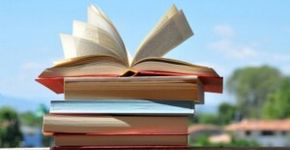 Livraria móvel é inaugurada com distribuição gratuita de livros na Praça da Sé