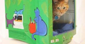 Carcaças de monitores antigos viram camas para gatos