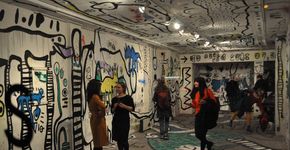 Galeria de arte viaja o mundo em busca de novos talentos