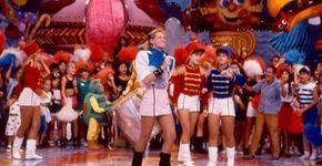 Xuxa fará show com “Paquidrags”, bota branca e sucessos musicais