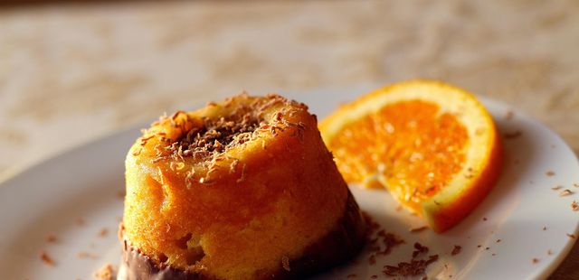 Bolo de laranja completamente sem glúten