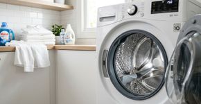 Por que você deve limpar o filtro da máquina antes de lavar aquele lençol branco