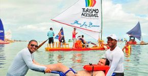 Deficientes ganham mais acesso à praia em Porto de Galinhas