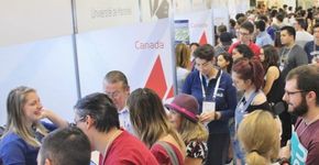 Feira de intercâmbio para saber sobre preços, bolsas e programas