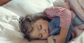 Hora de dormir: qual a importância da ‘naninha’ para as crianças?