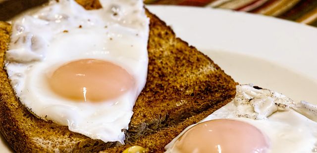 Aprenda a fazer ovos beneditinos deliciosos
