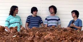 Banda Gentileza e Rafael Sonic na Livraria da Esquina