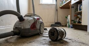 Aspirador fraco? O segredo da lavagem do filtro que devolve a potência de fábrica e economiza luz