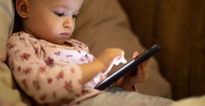 Veja os riscos do excesso de telas para crianças e adolescentes