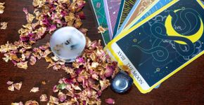 Tarot do dia: previsão para os 12 signos em 15/03/2026