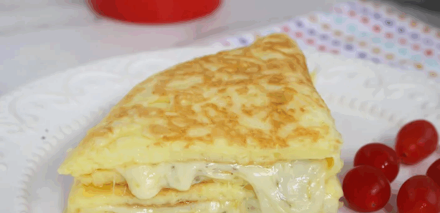 Como fazer um pão de queijo de tapioca na frigideira simples e saboroso