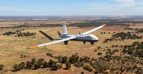 Drone Pegasus de 5 metros voa quase 2 horas com uma única bateria de lítio-enxofre e fabricantes miram missões de até 8 horas