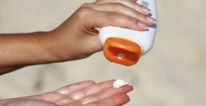 Com a chegada do verão, aplique o protetor solar corretamente