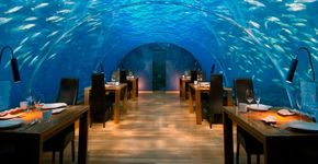 Construções submersas na água