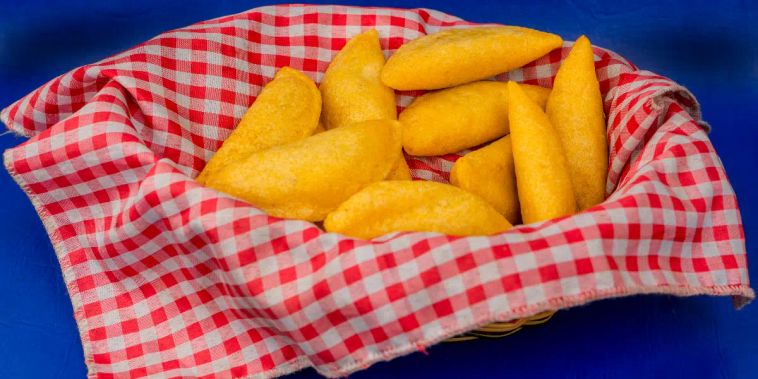 Featured main: Já provou pastel de angu? Aprenda a fazer essa receita tradicional mineira em casa