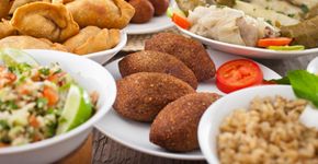 Festival das Arábias reúne comida e dança