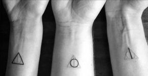 Irmãos combinam tatuagens de Harry Potter; veja a história deles