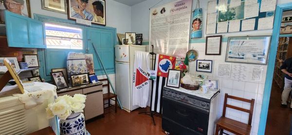 Interior da casa onde morou  Chico Xavier