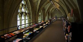 Holanda tem 44% da população de ateus e transforma igrejas e templos em livrarias, cafés e casas de shows