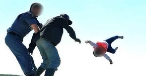 Pai joga a filha do telhado e policial consegue salvá-la