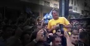 Foto da facada contra Bolsonaro ajuda a entender direitos humanos
