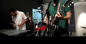 Marcelo Camelo faz pocket show especial na Fnac Paulista