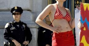 Escola de prostituição orienta mulheres que querem se profissionalizar na Espanha