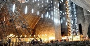 Na Romênia, mina de sal é transformada em museu