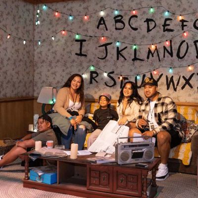 O Stranger Things: The Experience inclui cenários icônicos da série Stranger Things, da Netflix! 