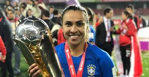 Foto: (reprodução/Instagram/@martavsilva10)