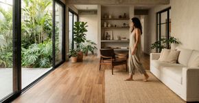 Adeus aos pisos laminados: cada vez mais lares apostam nesta alternativa mais resistente e duradoura