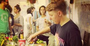 Gastronomia criativa, cervejas artesanais e show de rock na ‘Farofeira’