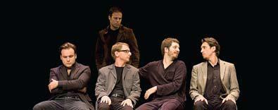 cena do espetáculo "Novelo"