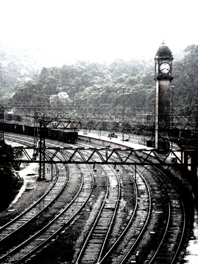 O Trem Infinito Cerca Droste Foto de Stock - Imagem de isolado, curva:  86544068