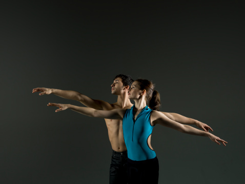 O Dance Ability permite que o dançarino se liberte através de movimentos e passos improvisados