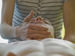 O atendimento das Clínicas UNIP é feito por estagiários do 4º ano do curso de fisioterapia