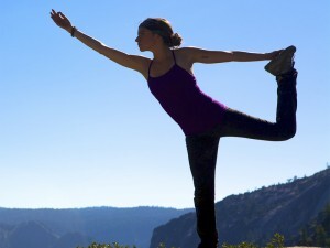 Yoga promove sensação de bem-estar e autoconhecimento