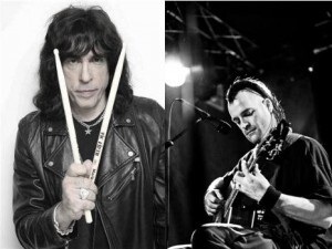 Marky Ramone (esq.) e Michale Graves (dir.) recebem o público na Sick’ n Silly