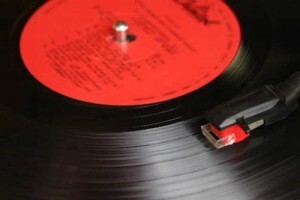 Programas especiais com discos de vinil integram a programação