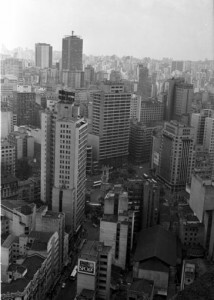 Fotos históricas, como a de Edison Pacheco Aquino (1970), integram o site