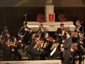 A orquestra de câmara Camerata Fukuda recebe o solista Marcelo Giannini