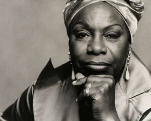 Nina Simone completaria 80 anos nesta quinta-feira