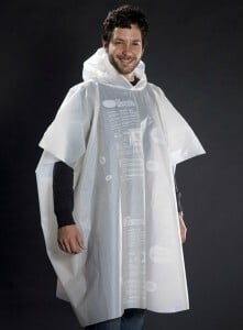 spud coat - divulgação A Spud Coat é feita de batatas e pode ser plantada quando for rasgada ou estragada